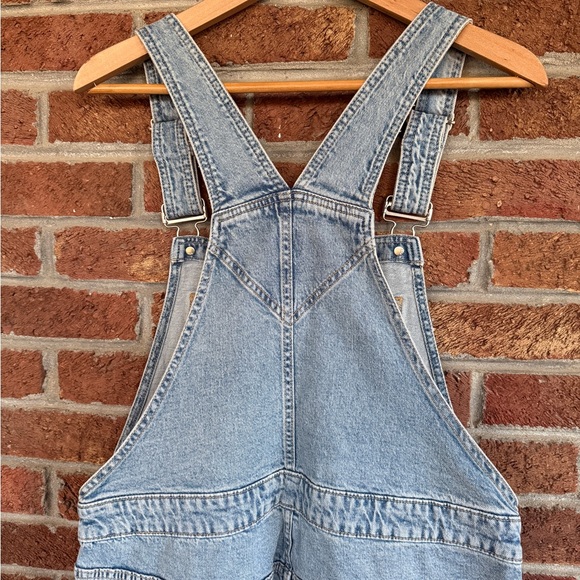 GAP Vintage Older Jean Denim Overalls. Size Medium. EUC - Picture 10 of 10